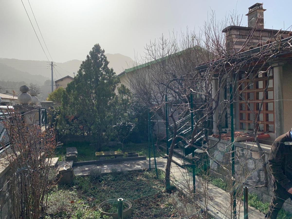 Villa Héléna Digne-les-Bains Exterior foto